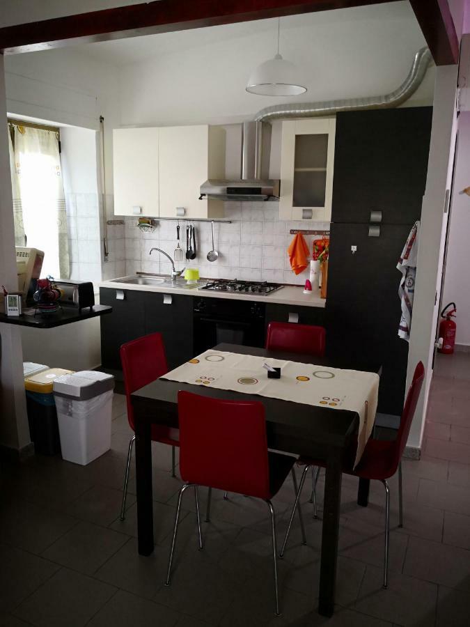 Apartamento A Casa Di Rossano E Rossella Carbonia Exterior foto